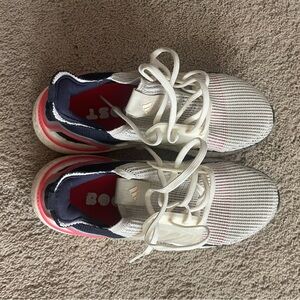 SIZE SEVEN ADIDAS ULTRABOOST